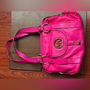 Michael kors hand bag